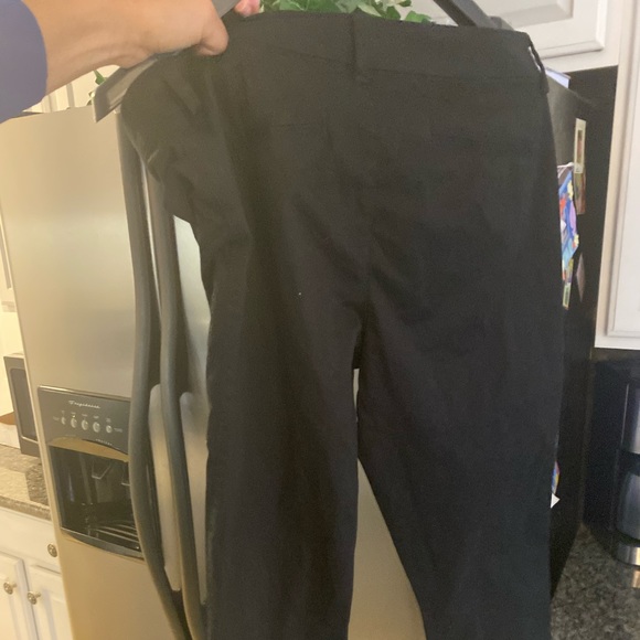 Old navy bootcut chinos - Picture 5 of 11